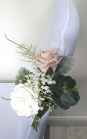 Blush & Ivory rose pew end